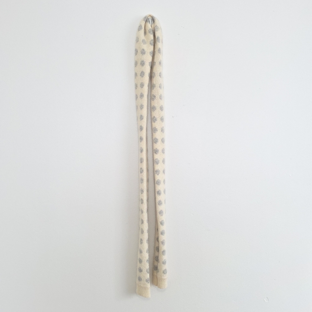 Y2K GAP Wool And Angora Knit Skinny Cream and Gray Polka Dot Scarf